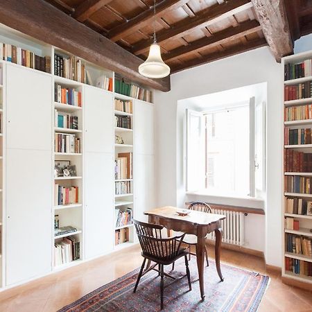 Appartement Libri Flat à Rome Extérieur photo